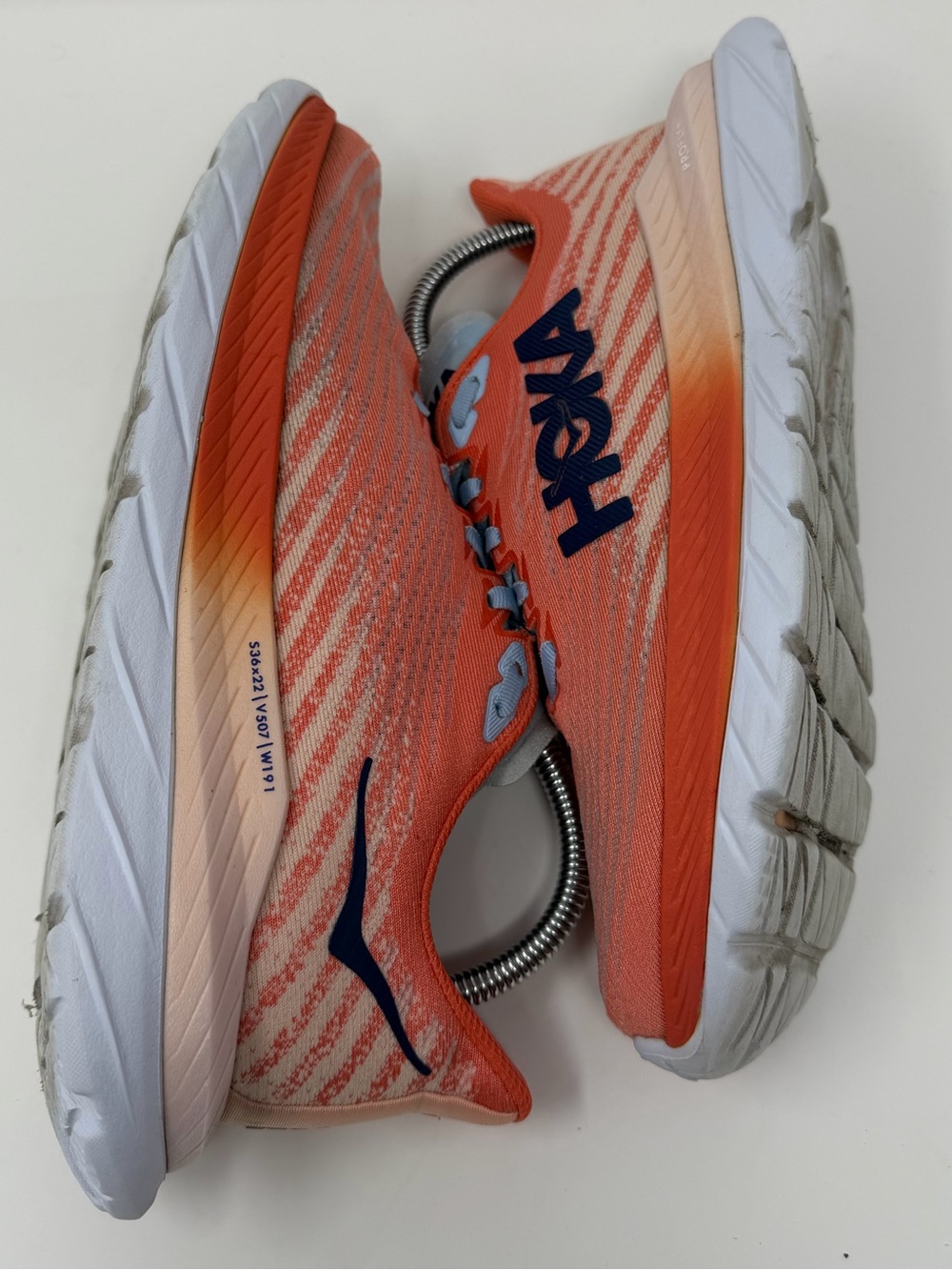Women’s Hoka Coral and Light Blue Mach Running Shoes Sz. 8.5 - Picture 8 of 12